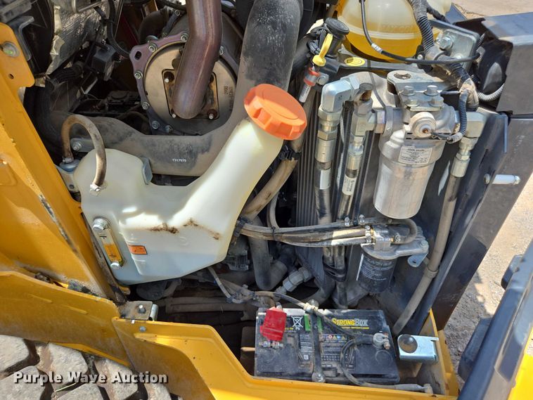 image for item DU7922 2023 John Deere 320G skid steer loader