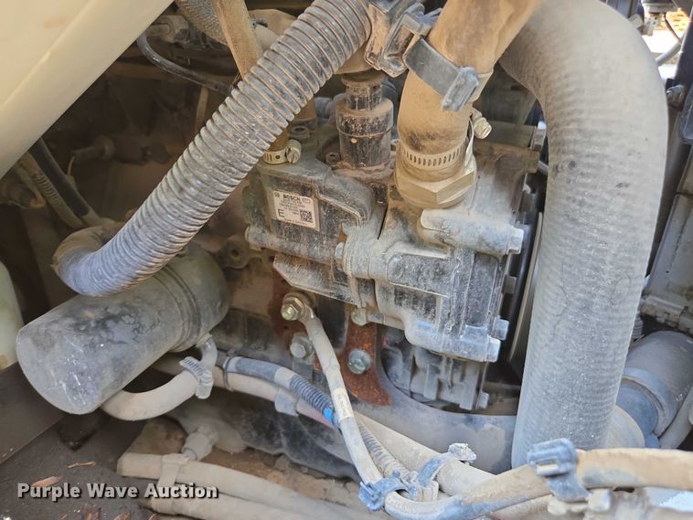 image for item DU7922 2023 John Deere 320G skid steer loader