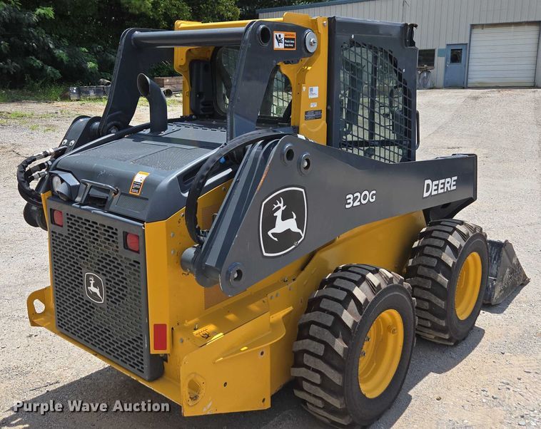 MINI CARGADOR SOBRE RUEDAS 2023 JOHN DEERE 320G