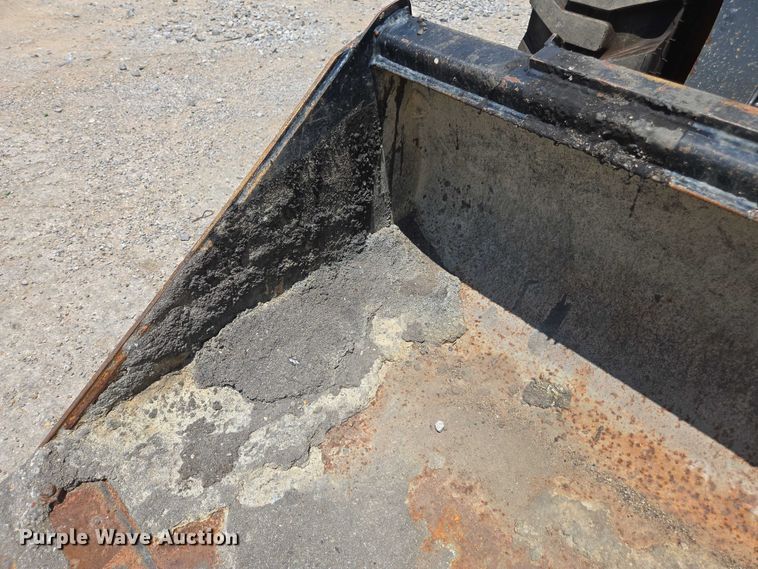 image for item DU7923 2023 John Deere 320G skid steer loader