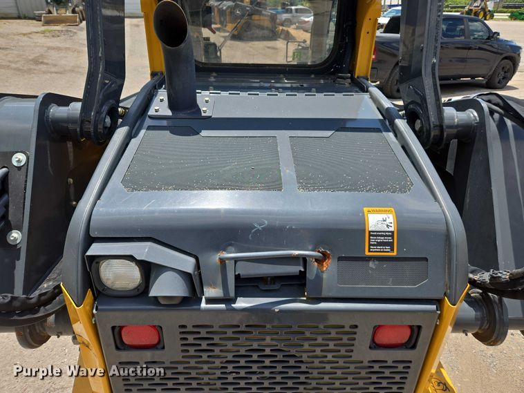 image for item DU7923 2023 John Deere 320G skid steer loader