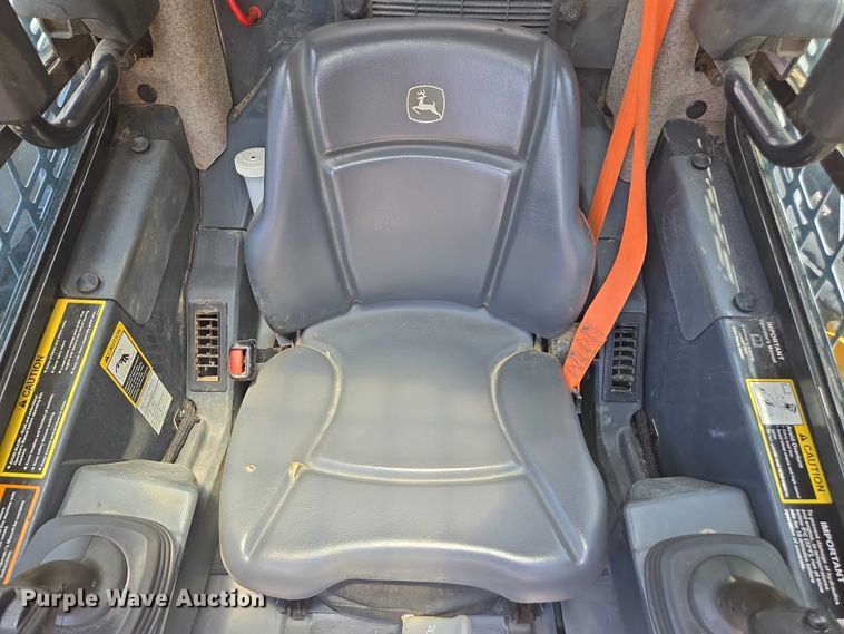 image for item DU7923 2023 John Deere 320G skid steer loader