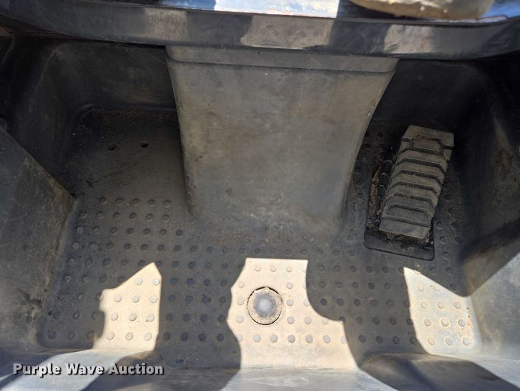 image for item DU7923 2023 John Deere 320G skid steer loader