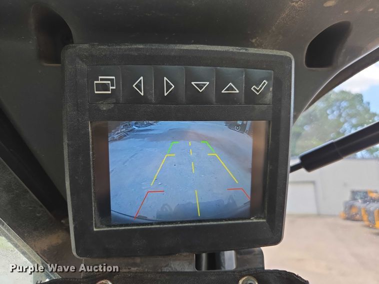 image for item DU7923 2023 John Deere 320G skid steer loader