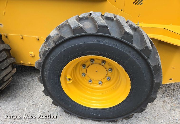 image for item DU7923 2023 John Deere 320G skid steer loader