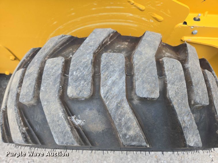 image for item DU7923 2023 John Deere 320G skid steer loader