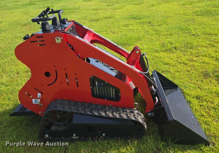 image for item DU7926 Rippa NDI625 compact utility loader