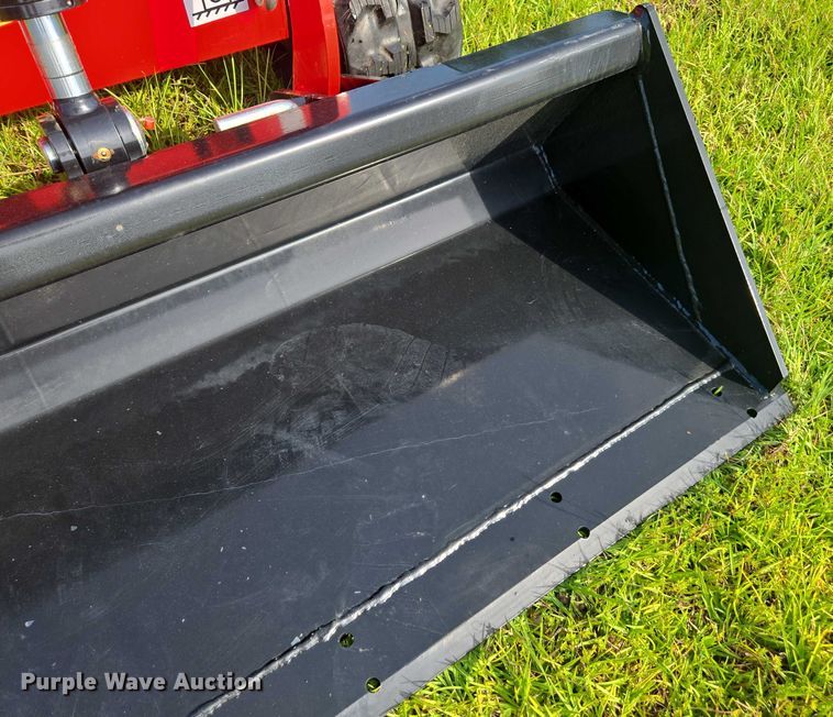 image for item DU7926 Rippa NDI625 compact utility loader