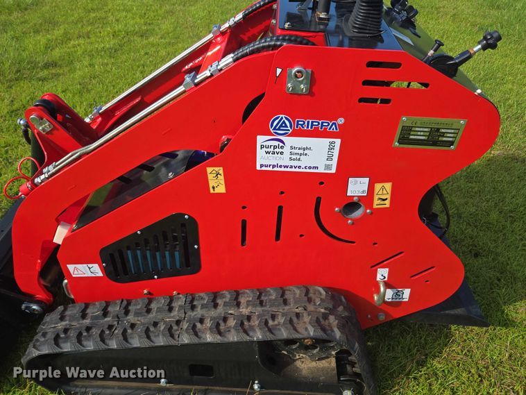 image for item DU7926 Rippa NDI625 compact utility loader