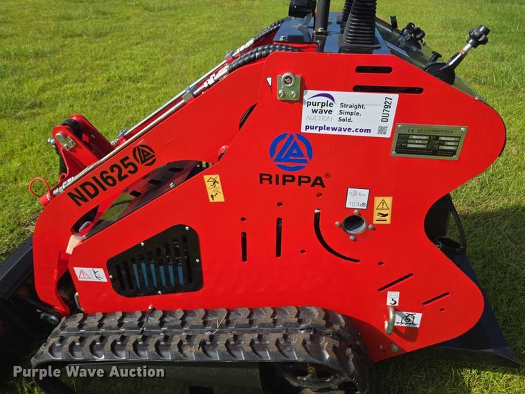 image for item DU7927 Rippa NDI625 compact utility loader