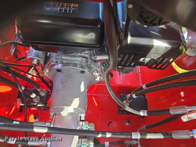 image for item DU7927 Rippa NDI625 compact utility loader