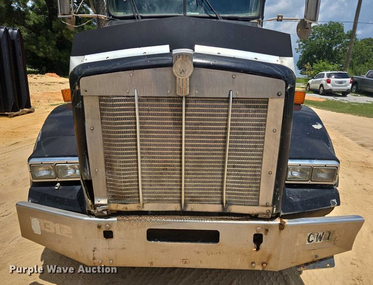 image for item DU7928 1999 Kenworth T800 dump truck