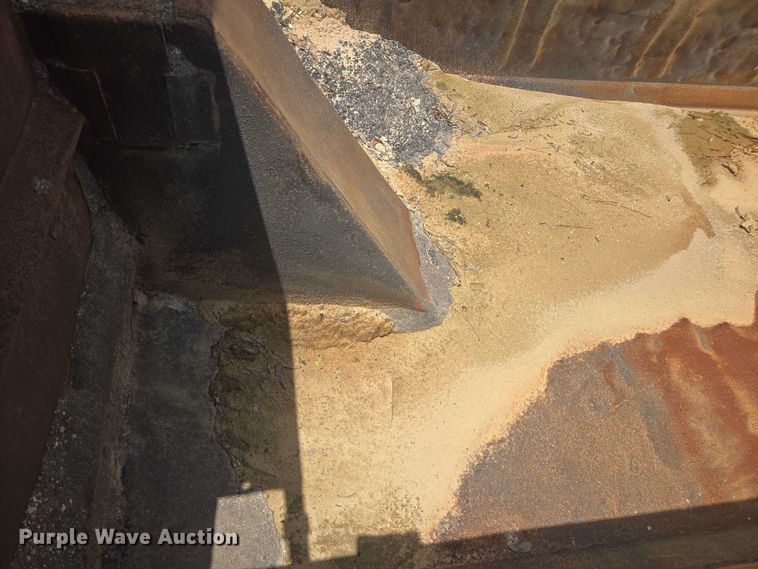 image for item DU7928 1999 Kenworth T800 dump truck