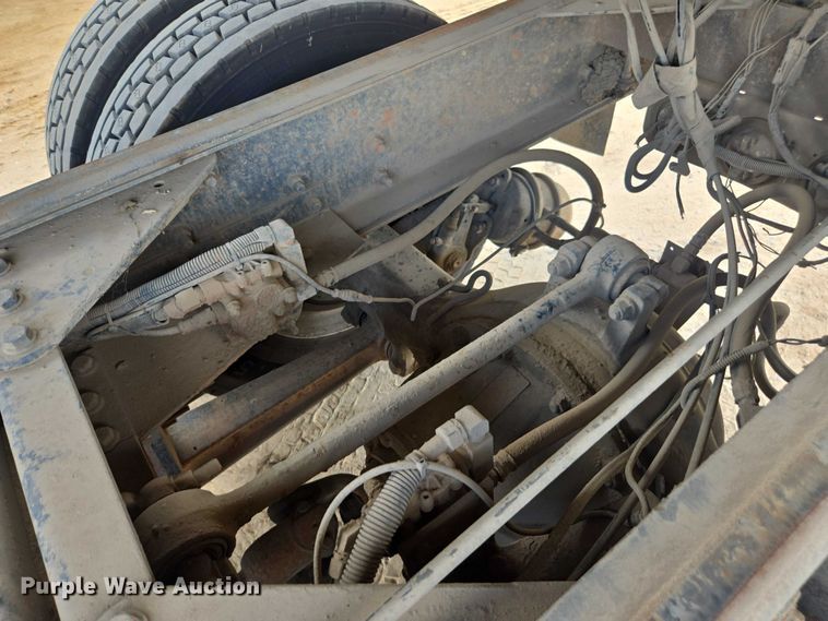 image for item DU7928 1999 Kenworth T800 dump truck