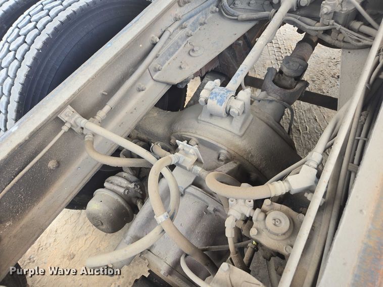 image for item DU7928 1999 Kenworth T800 dump truck