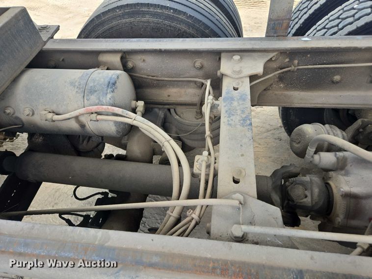 image for item DU7928 1999 Kenworth T800 dump truck