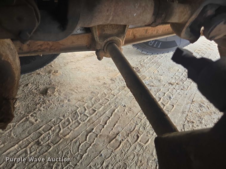 image for item DU7928 1999 Kenworth T800 dump truck