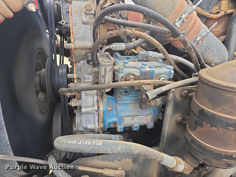 image for item DU7928 1999 Kenworth T800 dump truck