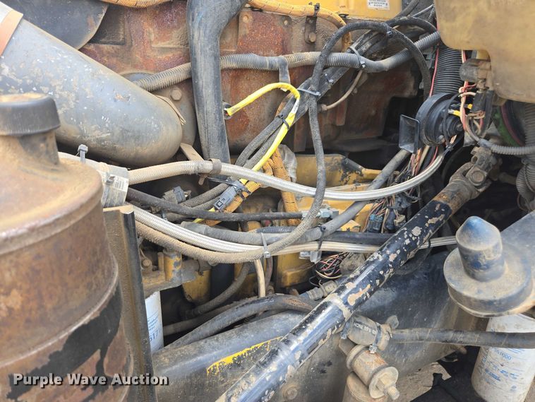 image for item DU7928 1999 Kenworth T800 dump truck