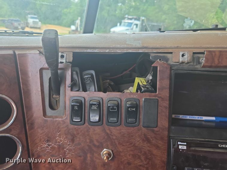 image for item DU7929 2008 Mack GU713 dump truck