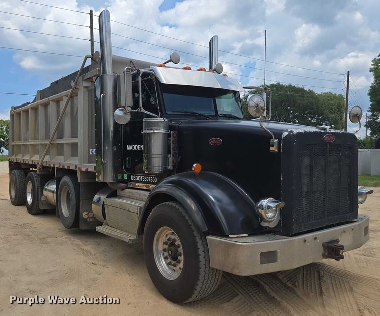 image for item DU7930 2012 Peterbilt 367 dump truck