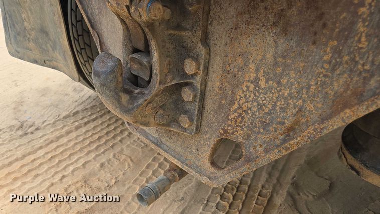 image for item DU7930 2012 Peterbilt 367 dump truck