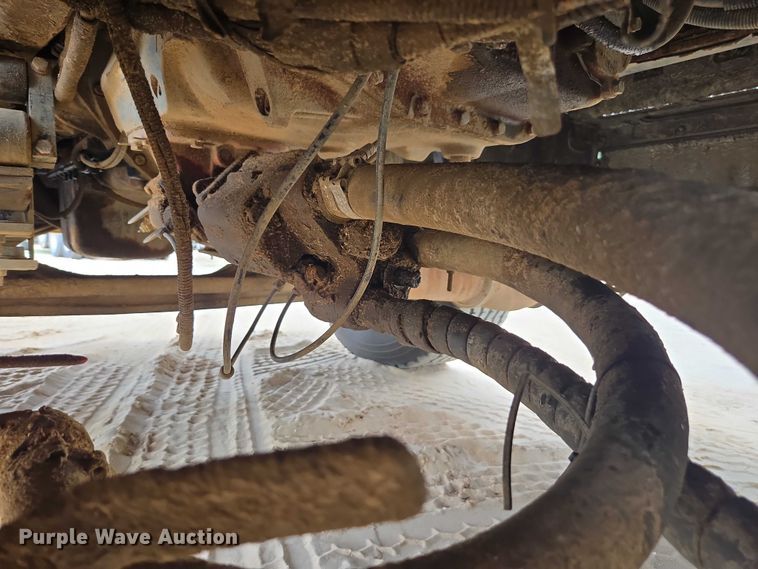 image for item DU7930 2012 Peterbilt 367 dump truck