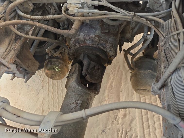 image for item DU7930 2012 Peterbilt 367 dump truck