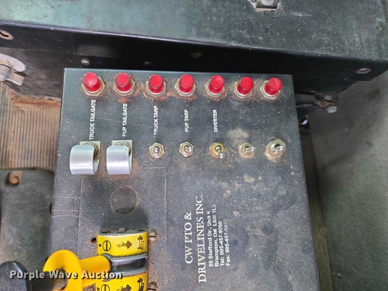 image for item DU7930 2012 Peterbilt 367 dump truck