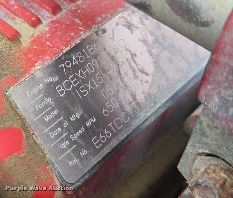 image for item DU7930 2012 Peterbilt 367 dump truck