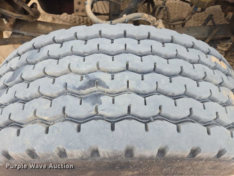 image for item DU7930 2012 Peterbilt 367 dump truck