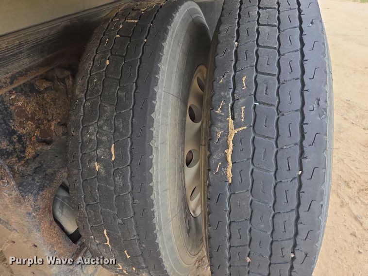 image for item DU7930 2012 Peterbilt 367 dump truck