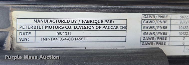 image for item DU7930 2012 Peterbilt 367 dump truck