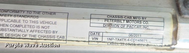 image for item DU7930 2012 Peterbilt 367 dump truck