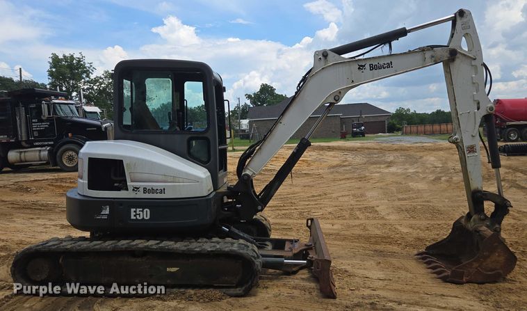 EXCAVADORA 2011 BOBCAT E50M