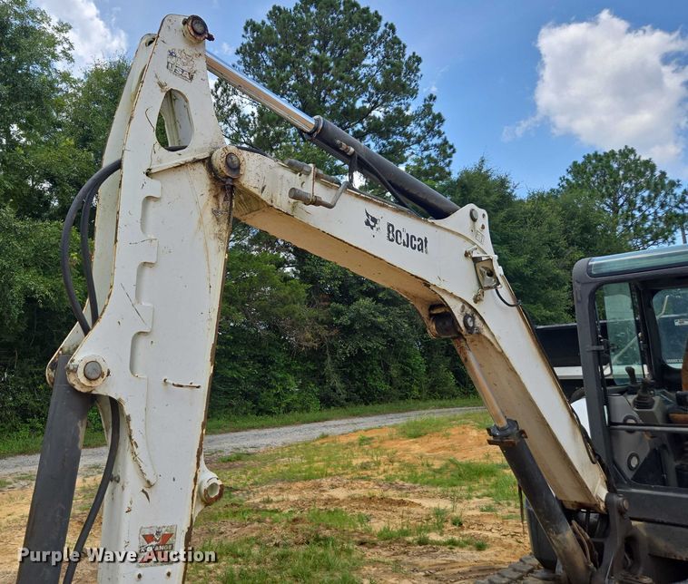 image for item DU7932 2011 Bobcat E50M mini excavator