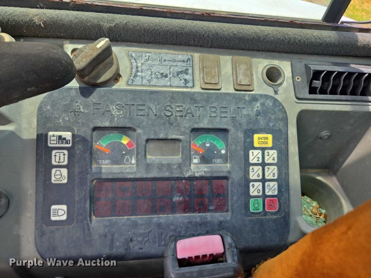 image for item DU7932 2011 Bobcat E50M mini excavator