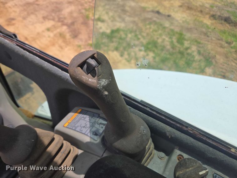 image for item DU7932 2011 Bobcat E50M mini excavator