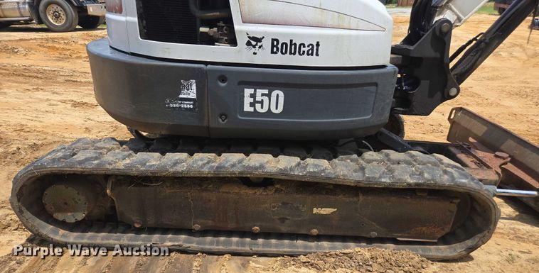 image for item DU7932 2011 Bobcat E50M mini excavator