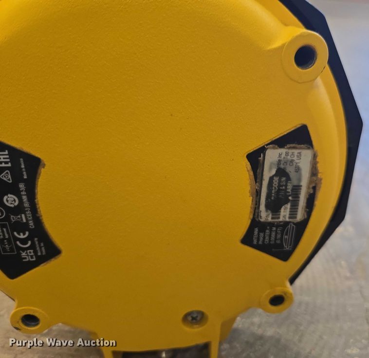 image for item DU7934 Trimble GPS  