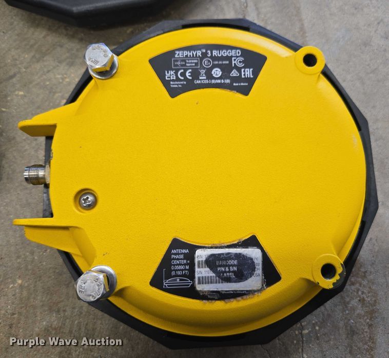 image for item DU7934 Trimble GPS  