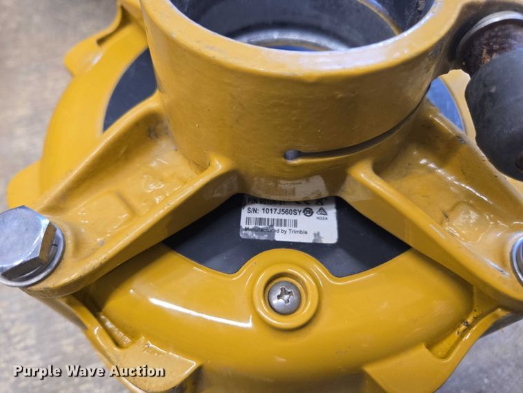 image for item DU7935 Trimble GPS  