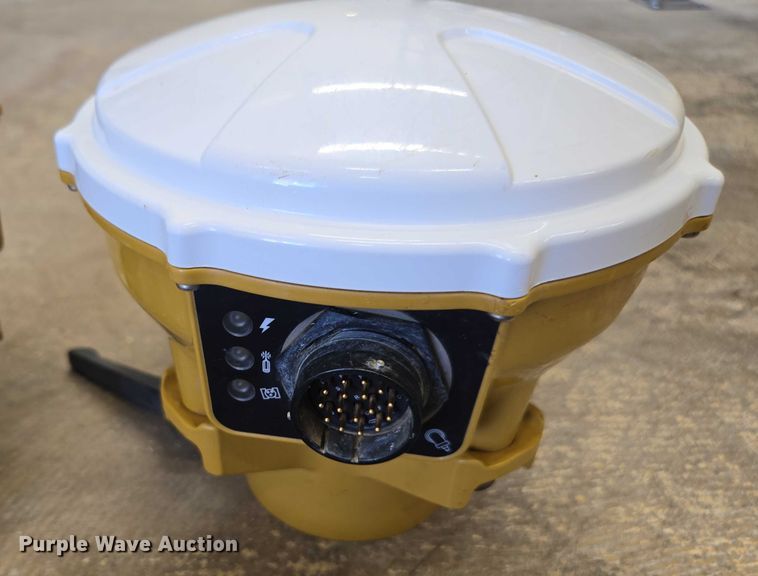 image for item DU7936 Trimble GPS