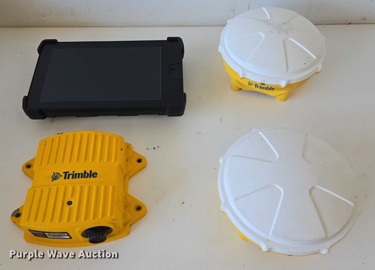 image for item DU7937 Trimble GPS 