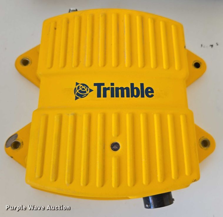 image for item DU7937 Trimble GPS 