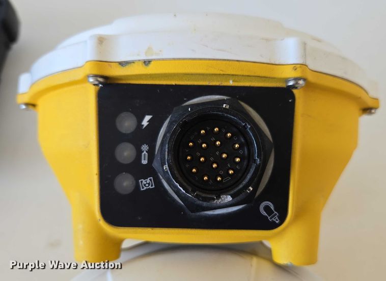 image for item DU7937 Trimble GPS 