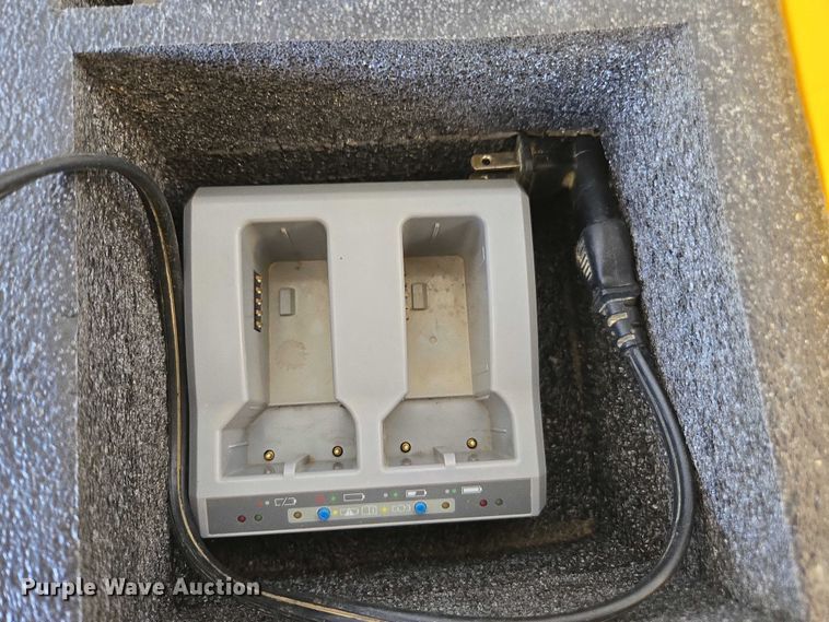 image for item DU7938 Trimble survey kit 