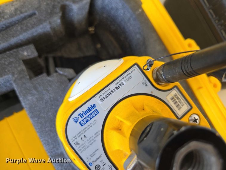 image for item DU7938 Trimble survey kit 