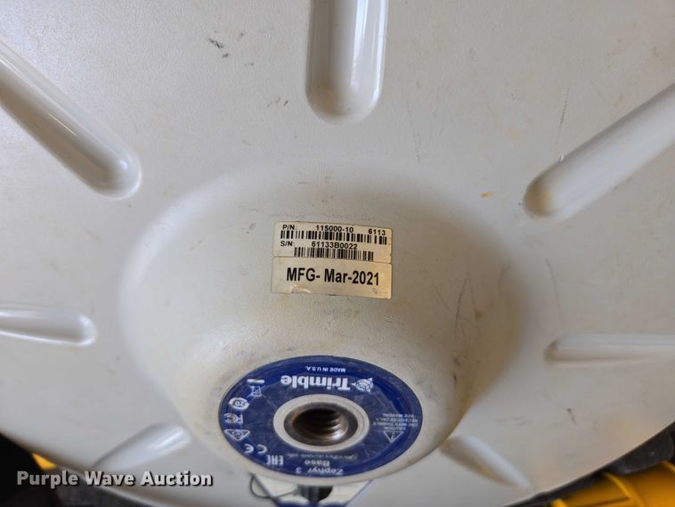 image for item DU7938 Trimble survey kit 