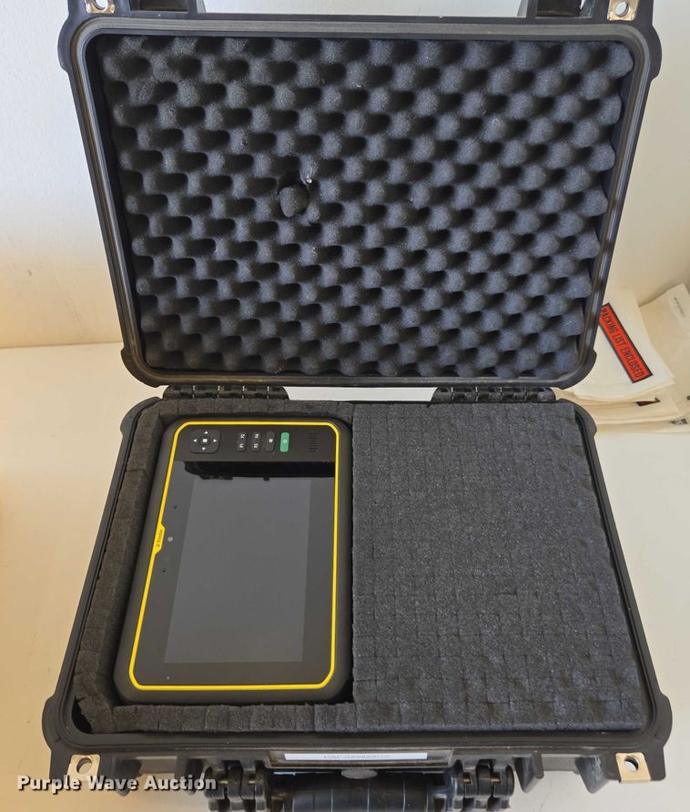 image for item DU7938 Trimble survey kit 